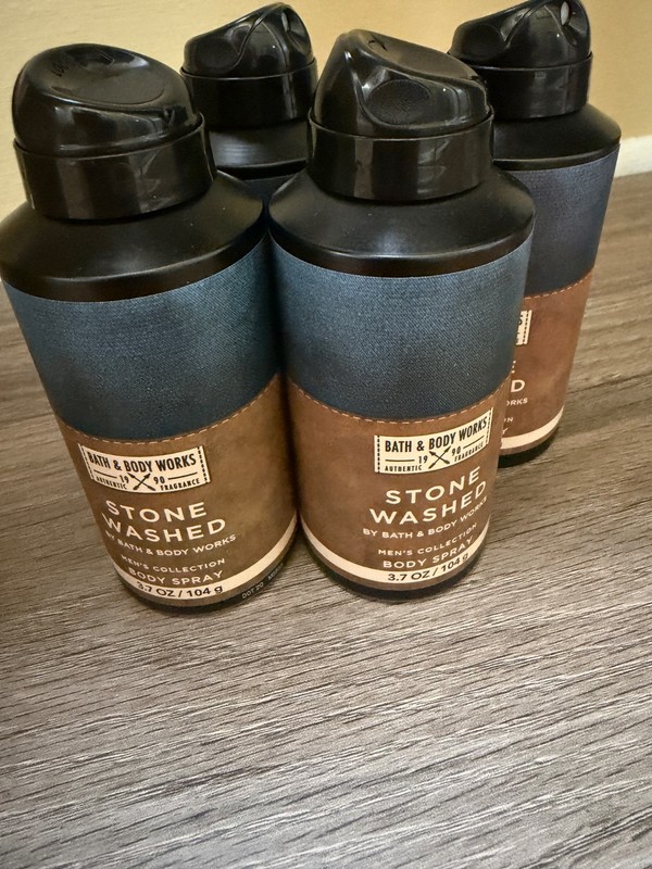 Lot – 4 CANS BATH & BODY WORKS STONE WASHED BODY SPRAY FOR MEN 3.7 OZ