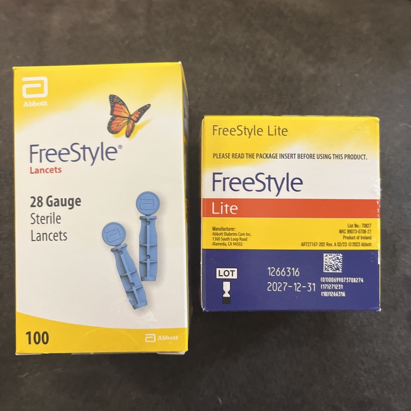 Freestyle Lite Blood Glucose Test Strips & Lancets-100 Count Exp 12/31/2027