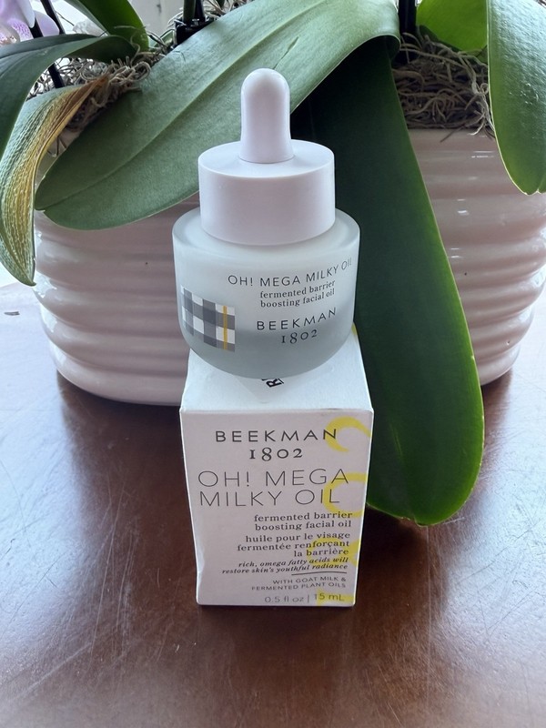 Beekman 1802 Oh! Mega Milky Oil Facial Oil Vitamin C Niacinamide, 0.5 fl oz gallery