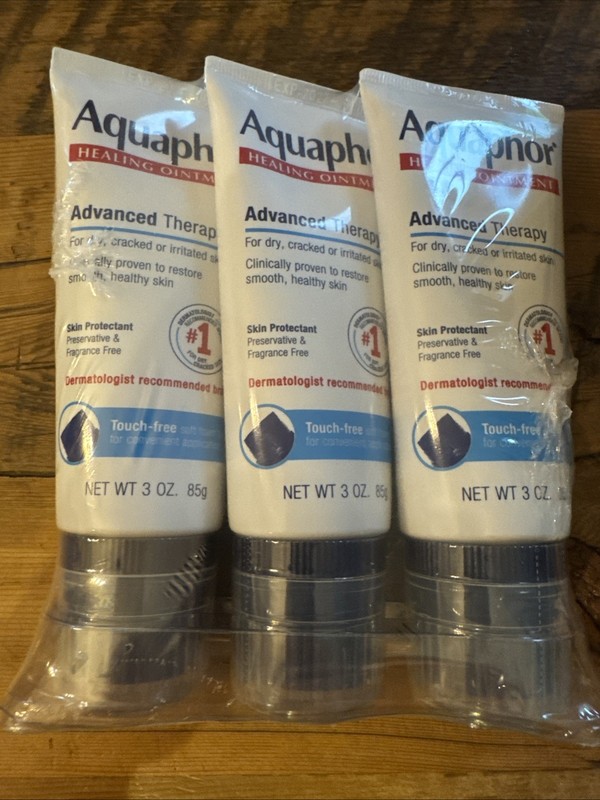 Aquaphor Healing Ointment Advanced Therapy Touch-Free Tip 3oz Exp 9/27
