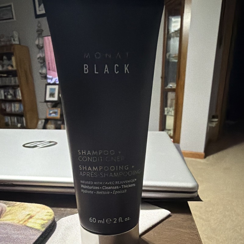 MONAT Black 2-in-1 Shampoo + Conditioner Aloe Moisturizing Travel Size 2 oz