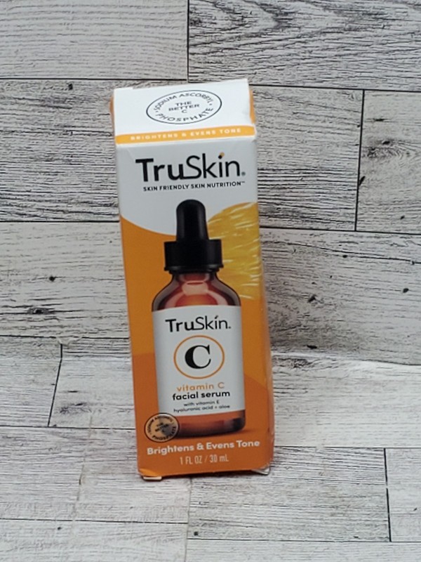 TruSkin Vitamin C Anti Aging Face Serum, 1 fl oz, Sealed – Exp 2027