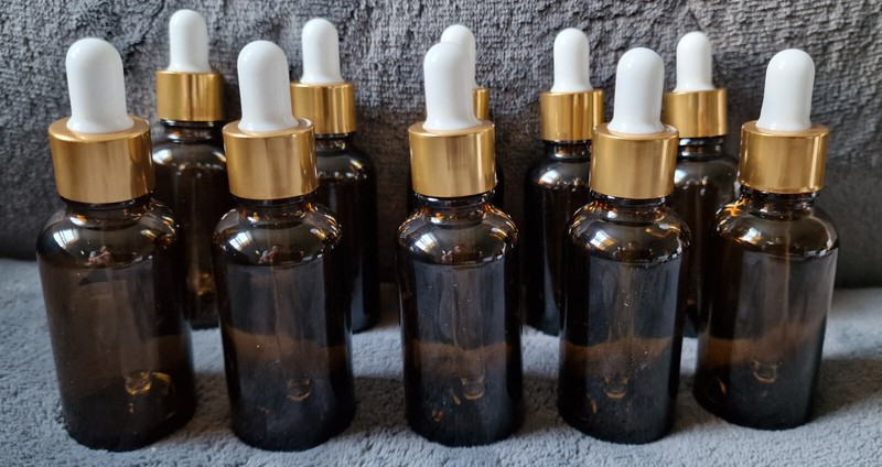 10 - Glass Dropper Bottle Gold with White Pipette Glassware Essential Oil 30ml gallery