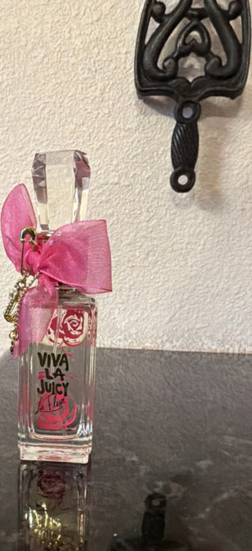 Juicy Couture Viva La Juicy La Fleur Eau de Toilette Spray Fragrance 5 fl oz