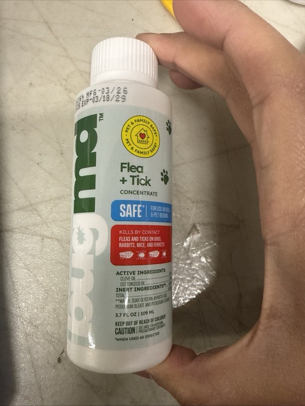 BugMD Pets Pest Control Essential Oil Flea And Tick Concentrate 3.7 oz (1-Pack)