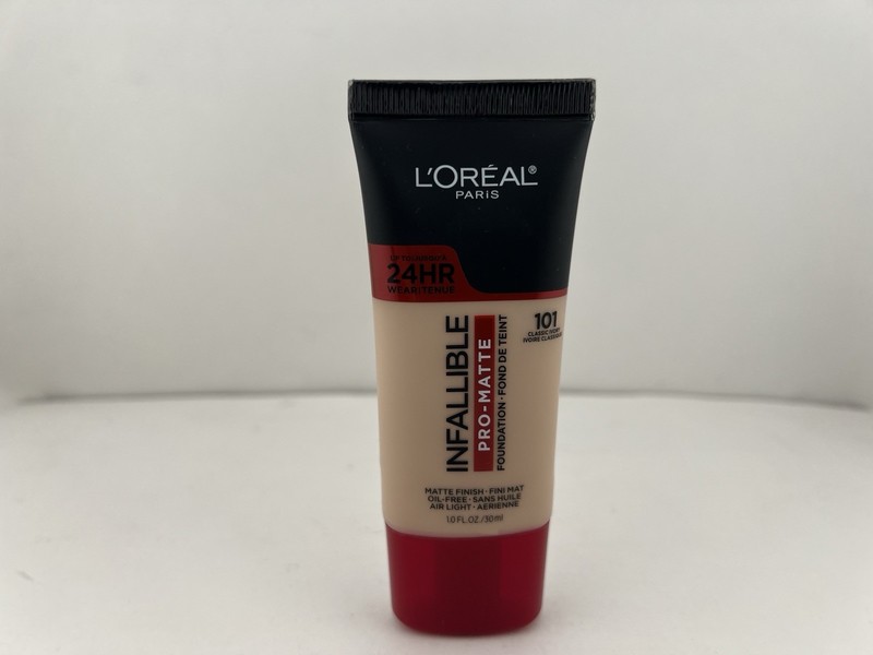 L’Oreal Infallible Pro-Matte Foundation, #101 CLASSIC IVORY, 1 oz – Brand NEW!