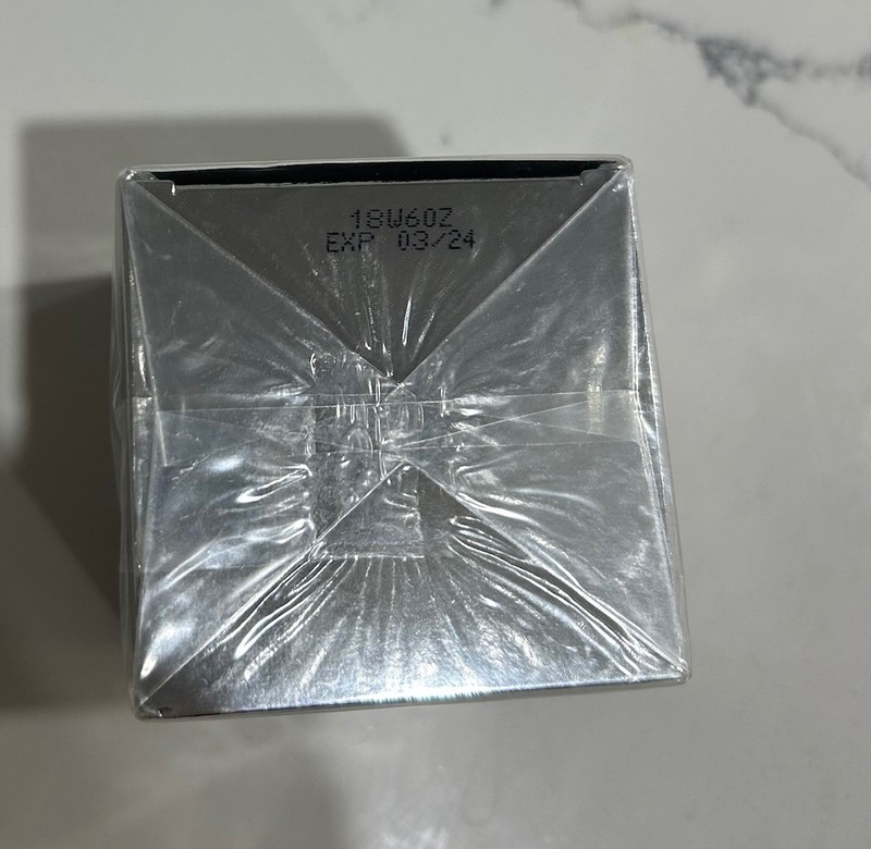 Lancome Absolute Makeup SPF 20 Almond 20 (W) **READ** NEW IN BOX gallery