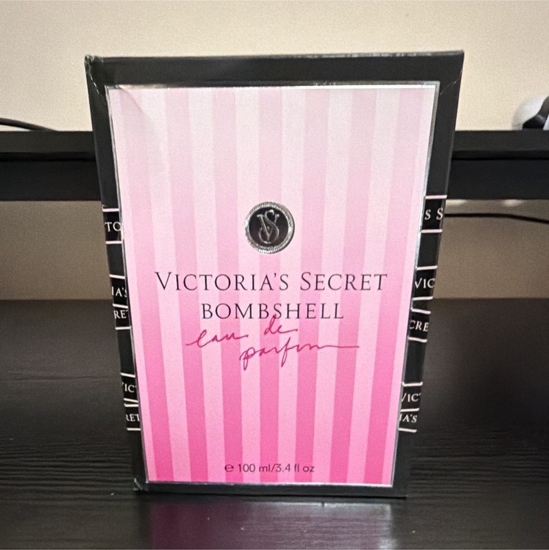 Victoria’s Secret Bombshell Eau de Parfum Spray Regular 3.4 fl oz MPN 9252B2A6