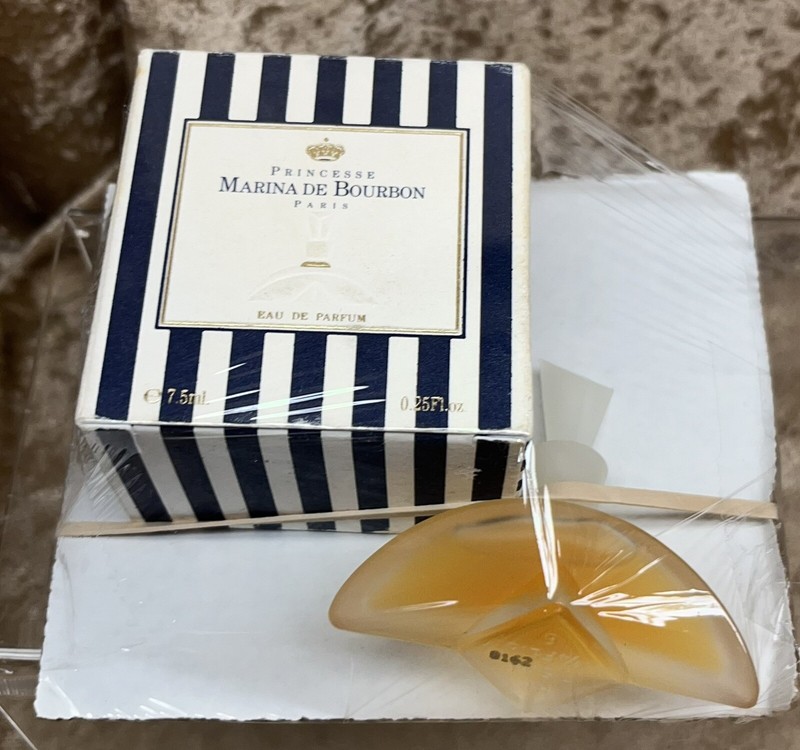 Marina De Bourbon Eau De Parfum 0.25 Fl. Oz. 7.5 Ml. Dab-on Splash Mini Bottle