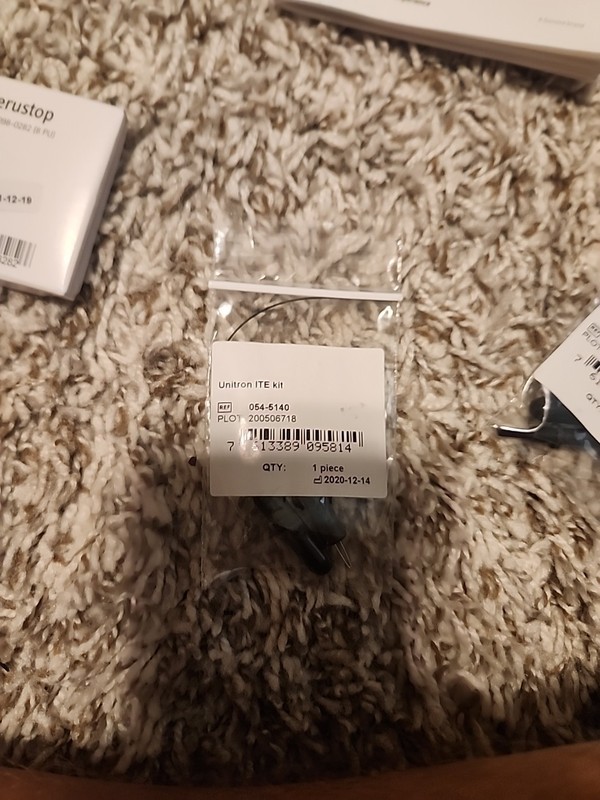 Unitron DX Insera ITE in the ear left and right one pair Free Ship gallery