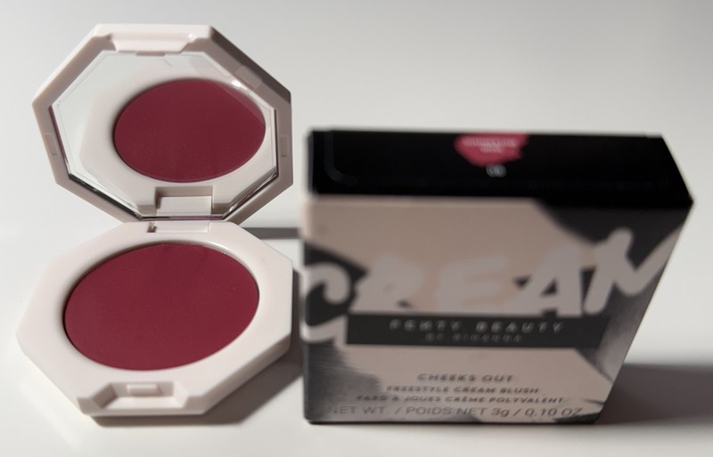 Fenty Beauty Summertime Wine 08 Cheeks Out Freestyle Cream Blush New in Box