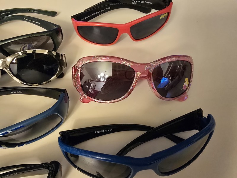 Lot of 10 Kids Comic Sunglasses Marvel,Hulk, Princess, Camo minor scratches gallery