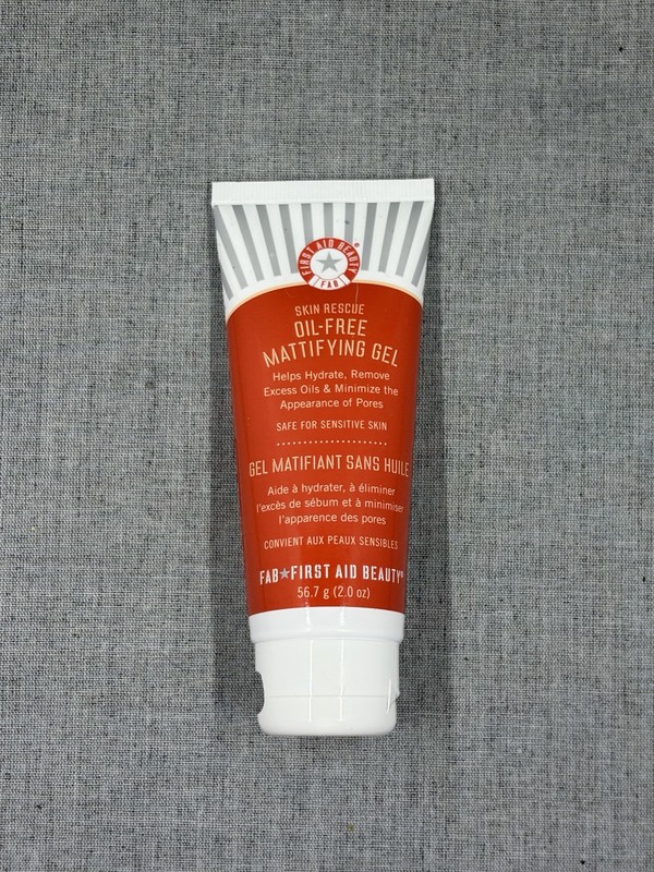 FIRST AID BEAUTY Skin Rescue Oil-Free Mattifying Gel SEALED NEW Sensitive Skin