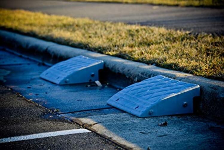 20031-RS (23" Wide) Curb Ramp for Driveways, Frustration Free Packaging gallery