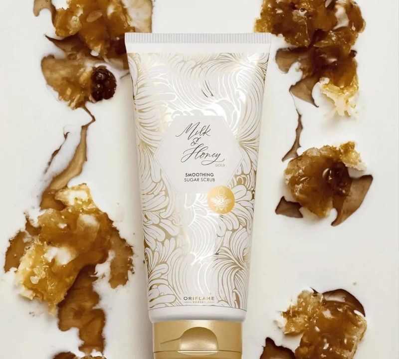 Oriflame Milk Honey Gold Smoothing Sugar Scrub 200ml