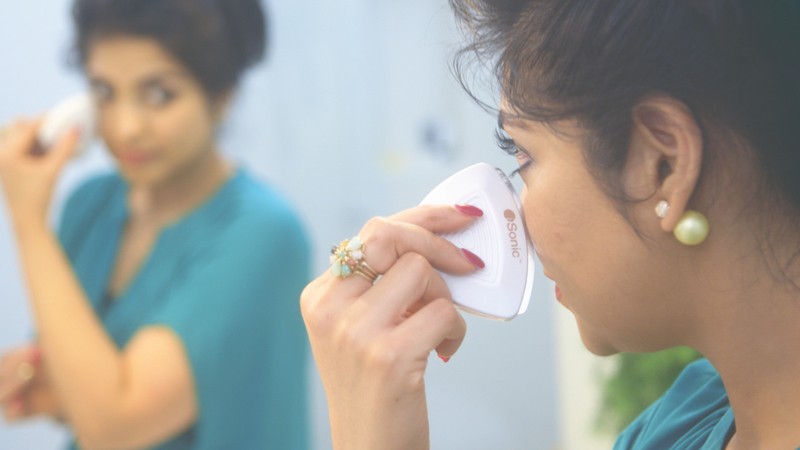 BUY ONE and GET ONE FREE - 2 x sets of exfolimate iSonic Skincare exfoliation gallery