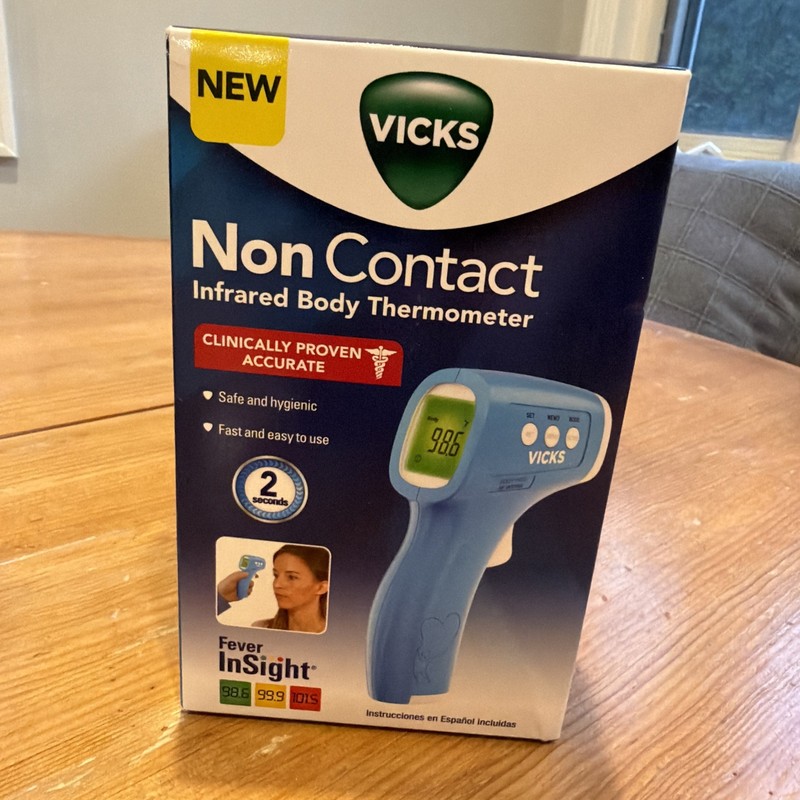 New Vicks Non Contact Infrared Body Thermometer – Batteries included