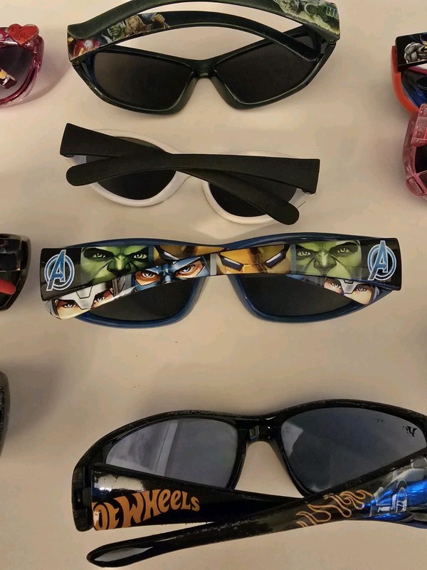 Lot of 10 Kids Comic Sunglasses Marvel,Hulk, Princess, Camo minor scratches gallery