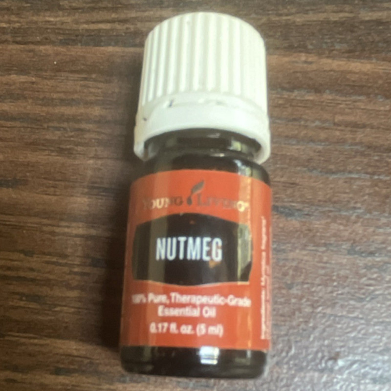 Young Living Nutmeg Essential Oil for Aromatherapy 5 ml Glass Bottle