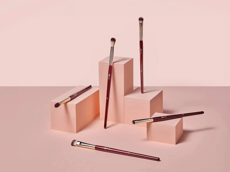 100% Genuine Brand New BK BEAUTY ESSENTIALS Eye Brush Box Set -5-piece gallery