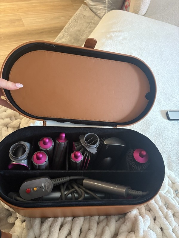 Broken Dyson Airwrap with All Attachments Purple Y5V-US-SAM7954A