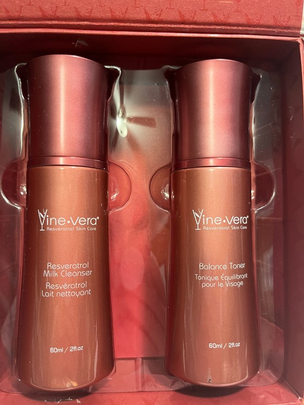 VINE VERA RED WINE SKIN CARE CLEANSING KIT Milk Cleanser Balance Toner gallery