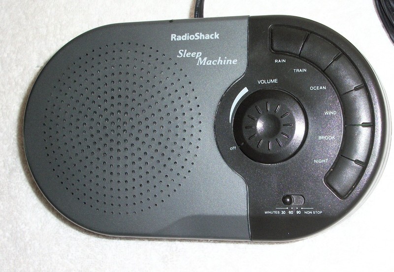 Radio Shack 63-975 Sleep Machine White Noise Relaxation Sleep Therapy 6 Sounds