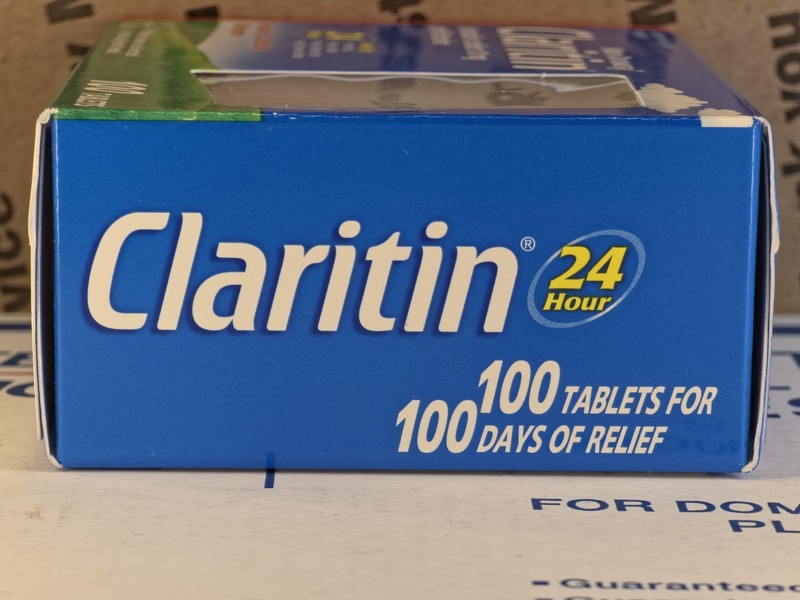 Claritin | 24hr Non-Drowsy Allergy Medicine | 10mg | 100 Tablets | Exp: 05/2028+ gallery