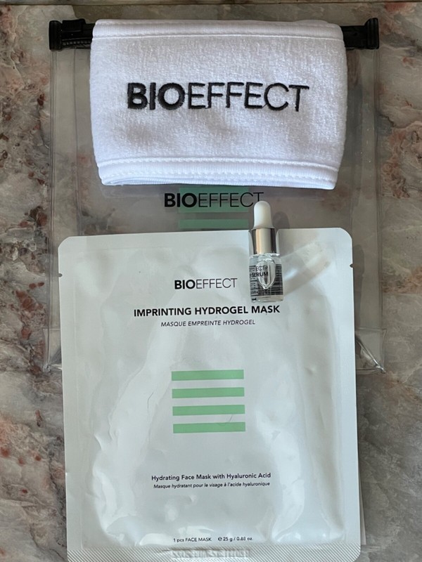 BioEffect 4-Pc. Set EGF Serum, Imprinting Hydrogel Mask, Headband, Travel Case