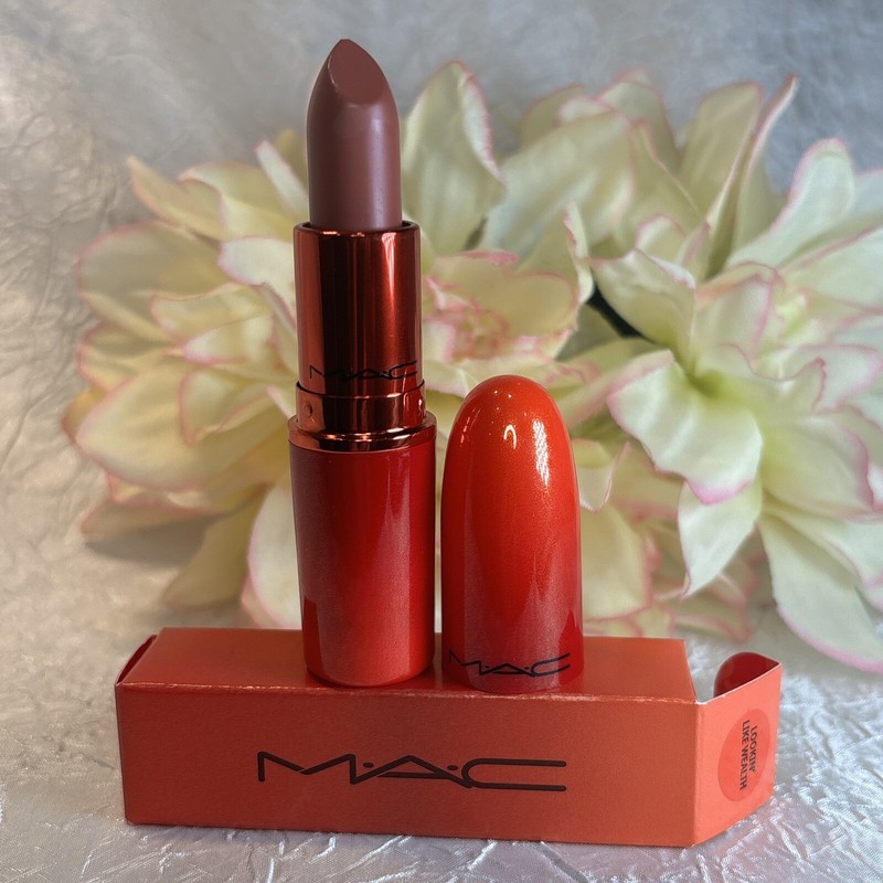 MAC Matte Lipstick – Lookin’ Like Wealth – Lunar New Year LimEd FS NIB Free Ship