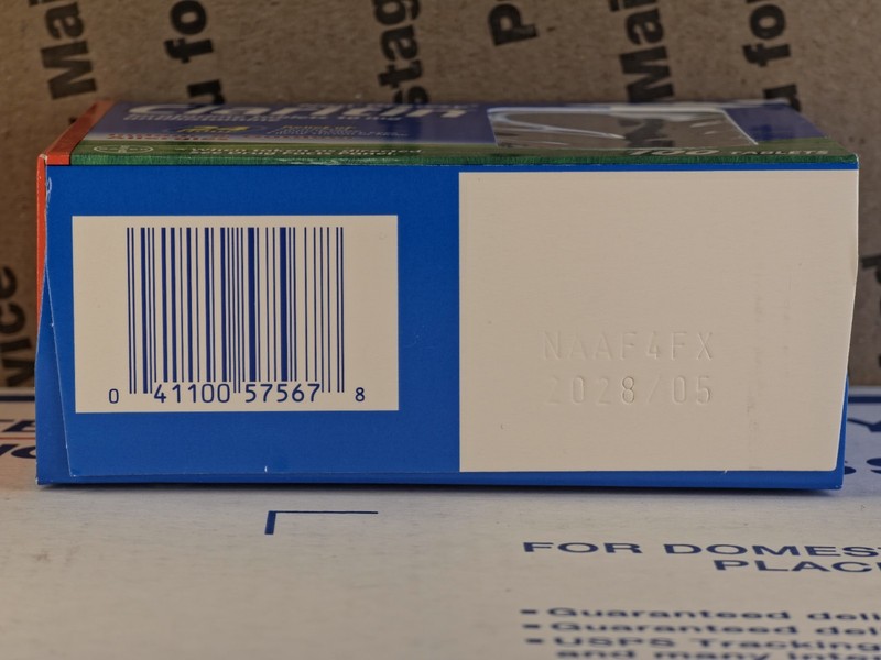 Claritin | 24hr Non-Drowsy Allergy Medicine | 10mg | 100 Tablets | Exp: 05/2028+ gallery