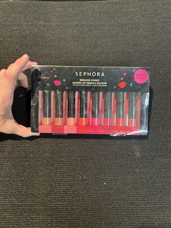 SEPHORA Endless Kisses Glossy Lip Gloss set. New Old Stock