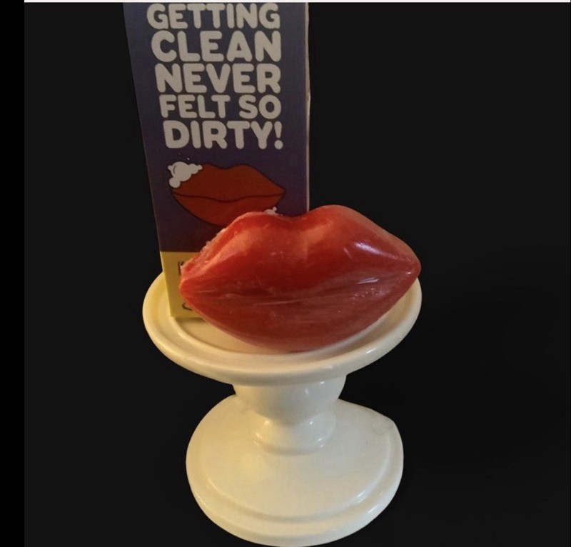 Red Lips Shaped Novelty Body Bar Soap for Men, Women, Teens, Unisex Kids gallery