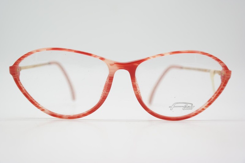Vintage Glasses Flair 102 Red Gold Oval Eyeglass Frame