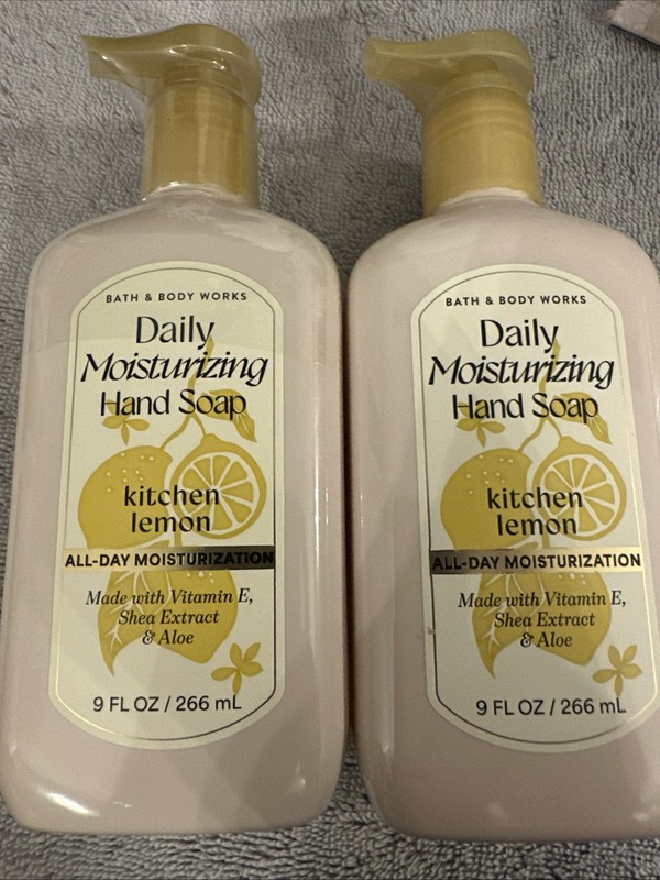 Lot Of 2 – Kitchen Lemon Moisturizing Hand Soap 9 oz Bath & Body Works – NEW