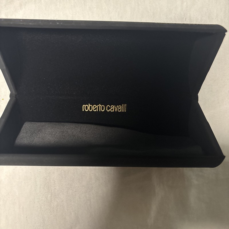 ROBERTO CAVALLI Round BLACK SUEDE LIKE SUNGLASS CASE WITH CLEANING CLOTH gallery