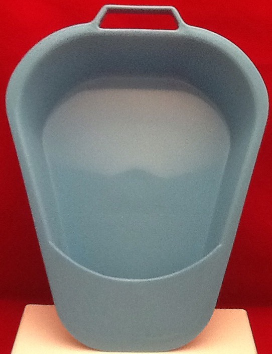 LOT OF 2 VOLLRATH PLASTIC BEDPAN AUTOCLAVABLE WARE 00081 gallery