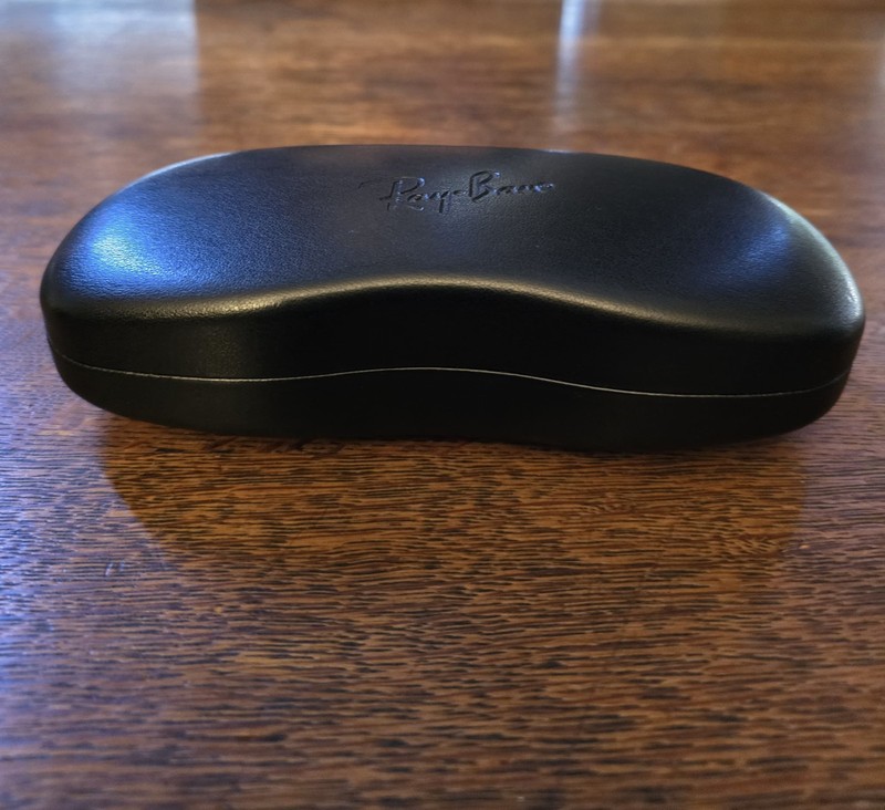 Ray-Ban Black Hard Case Flip Top Felt Lining 6 in Faux Leather for Glasses gallery