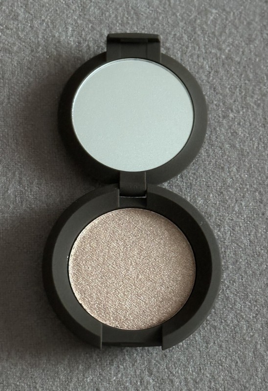 BECCA Shimmering Skin Compact Perfector Highlight Opal 2.4g Mini Size gallery