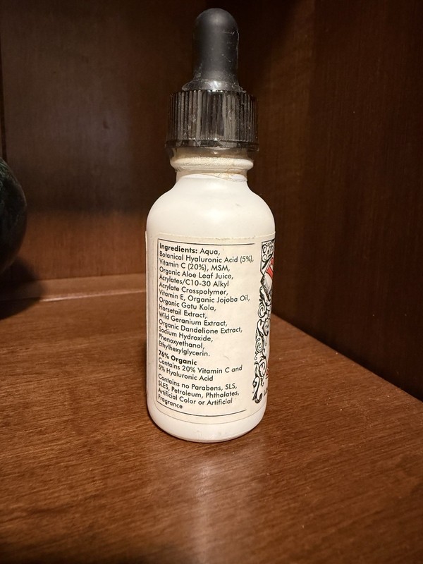 Ibana Naturals Vitamin C + Hyaluronic Acid Face Serum Moisturizer 1 oz gallery