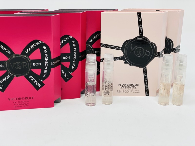 14 pack – 8 Viktor & Rolf Flowerbomb.04 oz – 6 Victor Rolf BonBon EDP New w Card