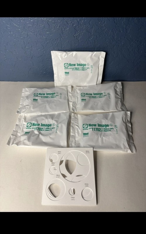 11702 Hollister CeraPlus 2-Piece Ostomy Skin Barrier 1 3/4” (44mm) 1” (25mm) New gallery