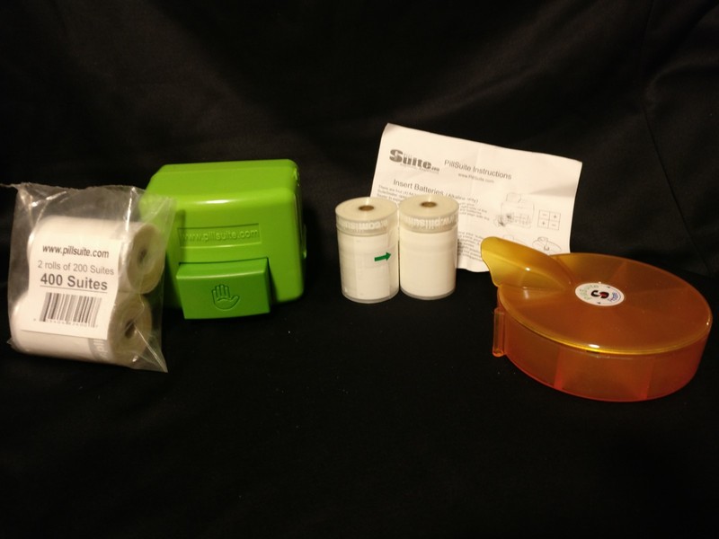 Pill Suite Personal Pill and Vitamin Pack System includes 7 compartment sorter