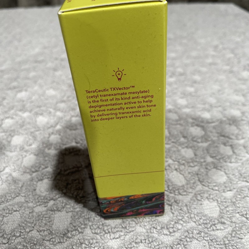 Good Molecules Discoloration Correcting Serum 1 fl. oz 30 ml Dark Spots New gallery