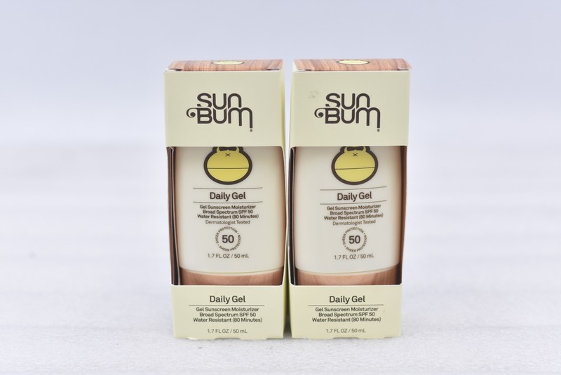 Lot of 2 Sun Bum Daily Gel Sunscreen Moisturizer SPF 50 1.7oz Exp: 08/26