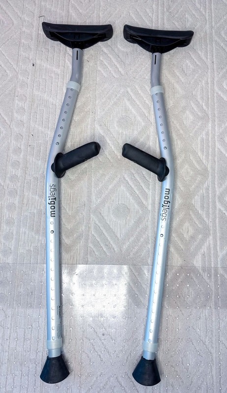 Mobilegs Ergonomic Crutches Adult – Adjustable 4’9″- 6’4″ 300LB Max Adjustable