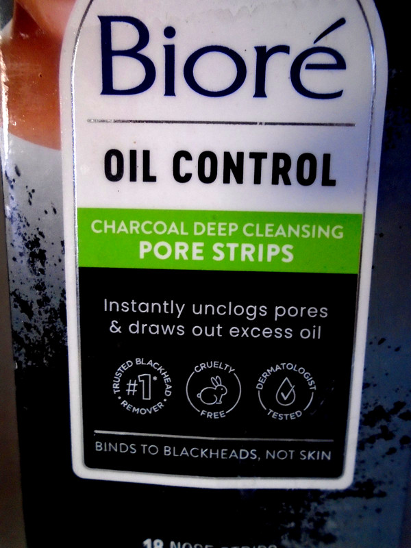 Bioré Charcoal Deep Cleansing Pore Nose Strips Oil Control - 16 Count Only gallery