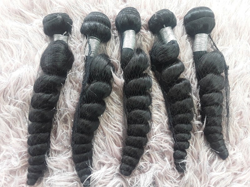 32+32+32+32+32INCHES 5BUNDLES 500g PERUVIAN VIRGIN HUMAN HAIR LOOSE WAVE 1B# 12A gallery