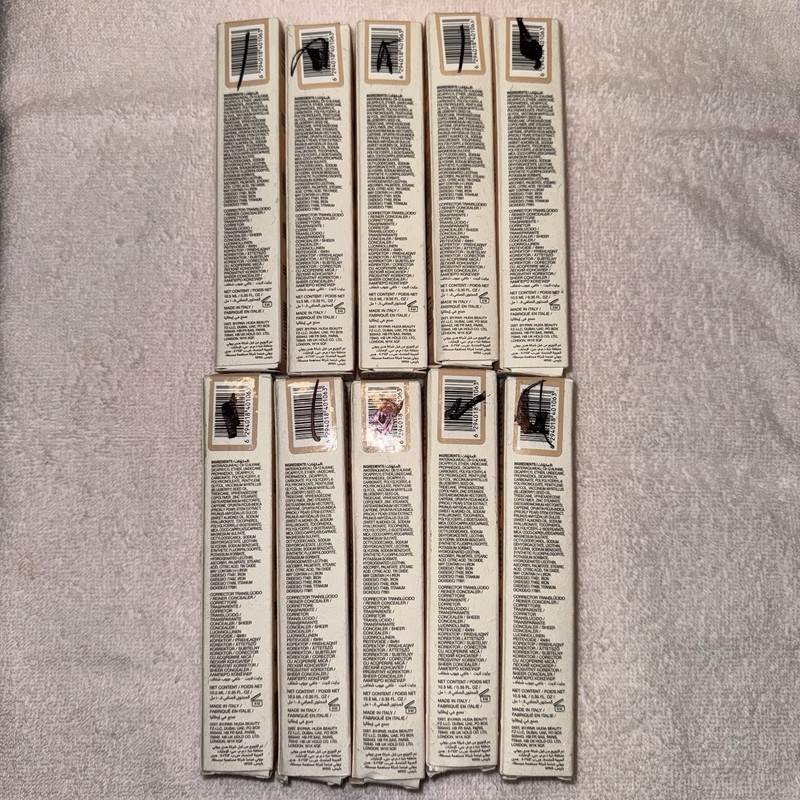 10 Huda Beauty Glowish Bright Light Sheer Concealer FAIR COOL 1.5 Full Size gallery