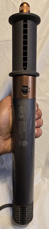 Dyson Airwrap HS05 with only 1 attachment (Please Read)